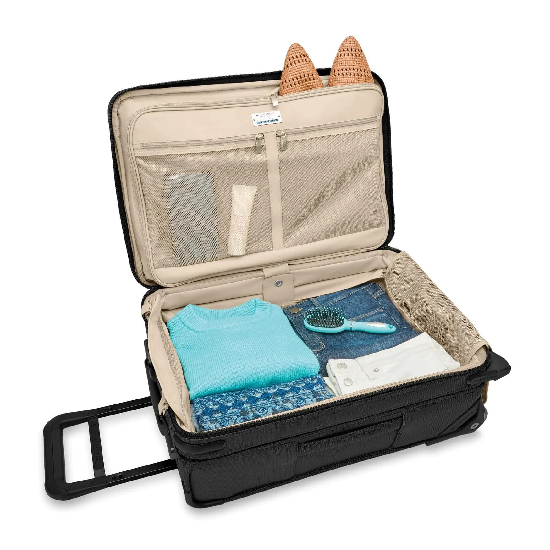 Baseline Essential 2-Wheel Carry-On