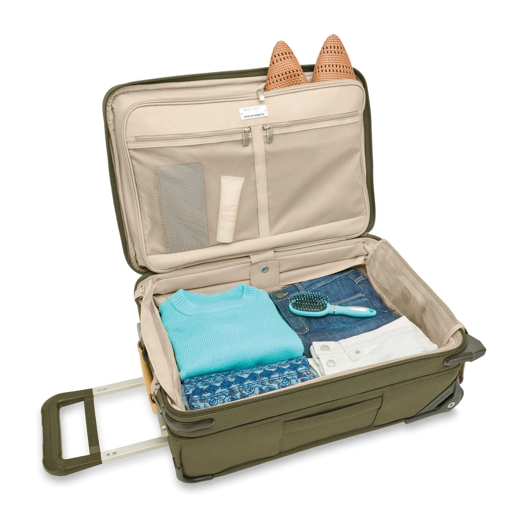 Baseline Essential 2-Wheel Carry-On