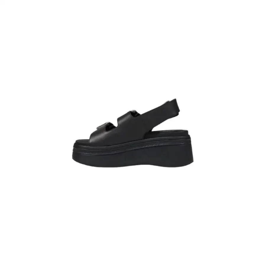 Black Platform Sandal With Buckle Straps