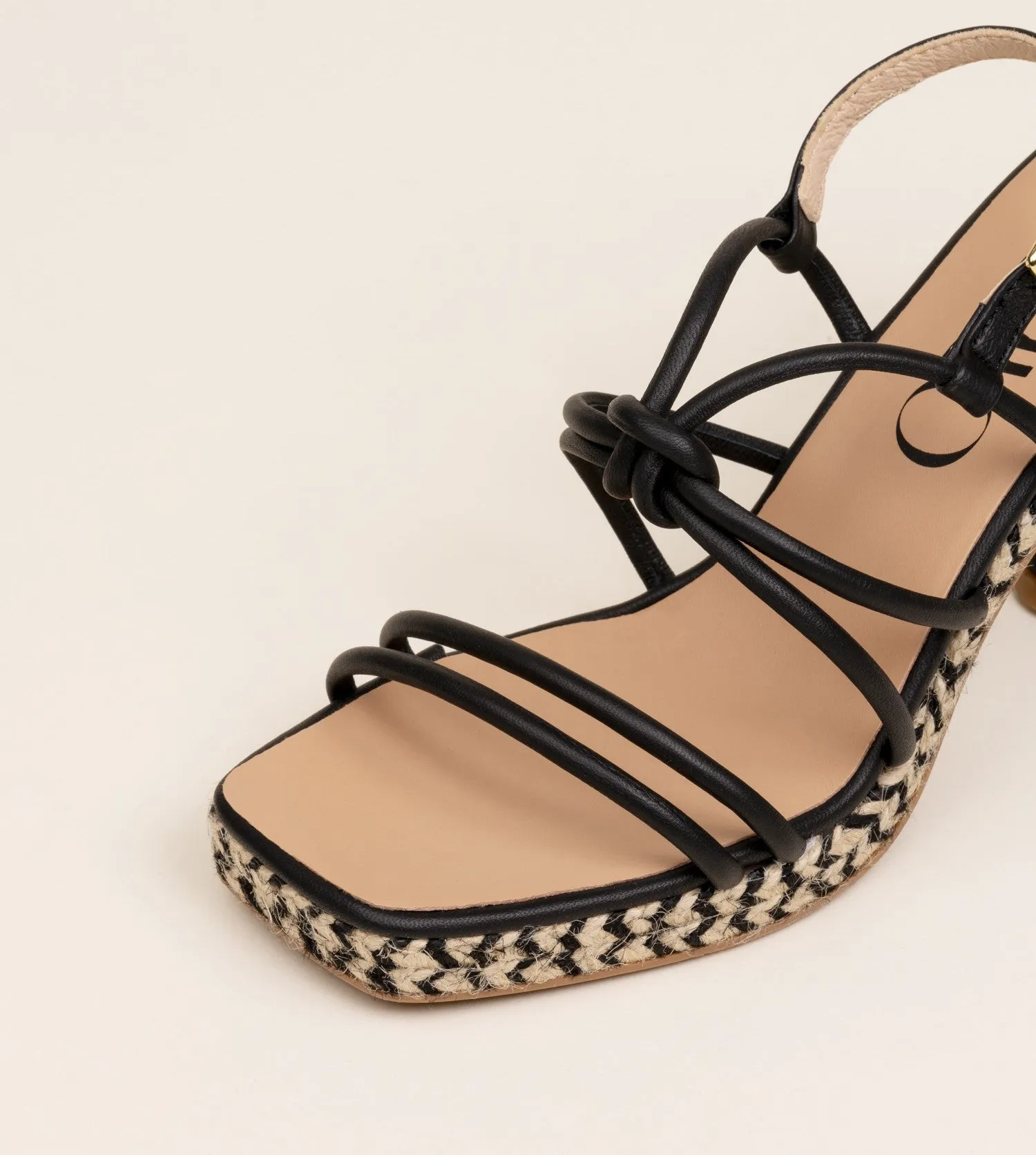 CLOPIN Black heels
