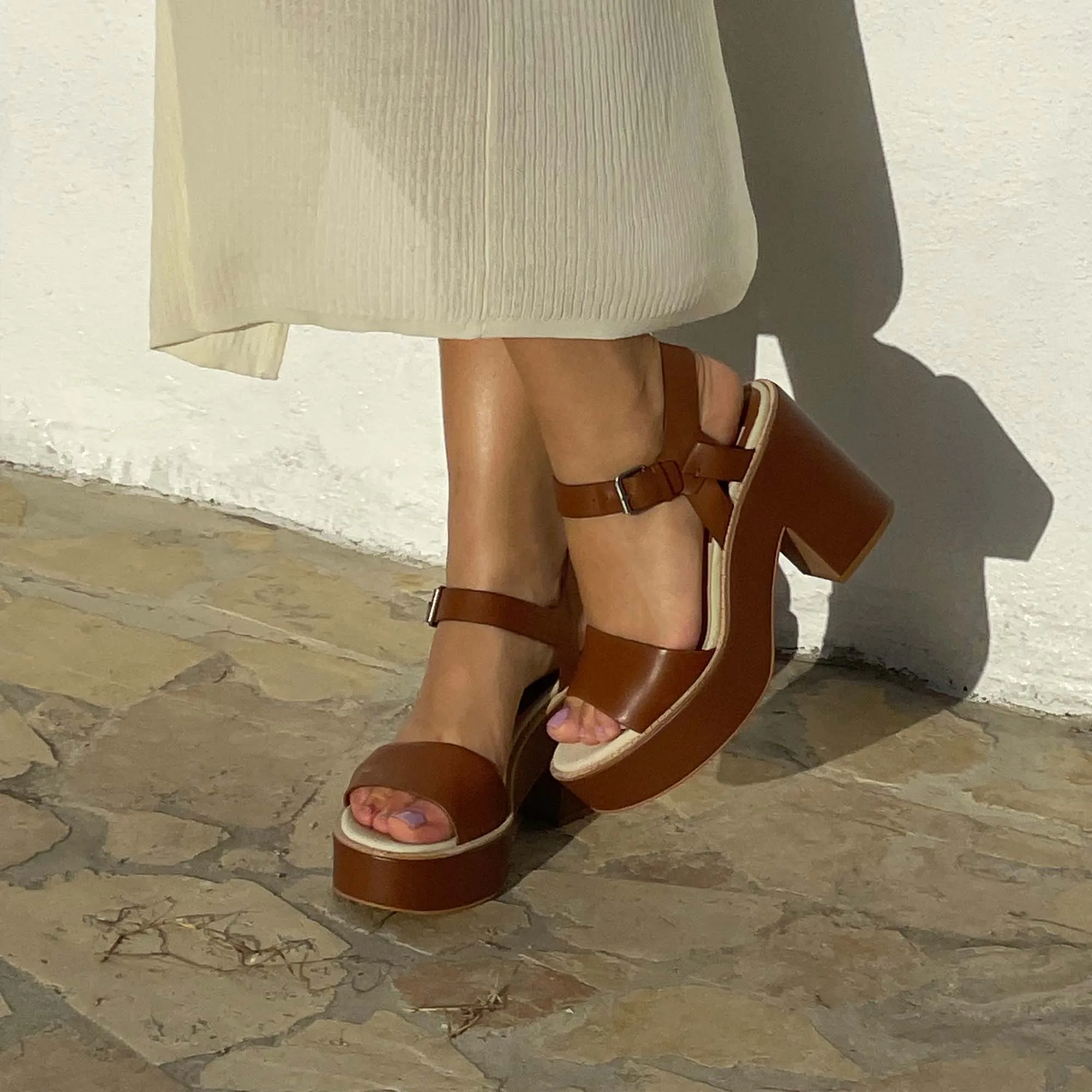 ELLY HEELS DK BROWN LEATHER
