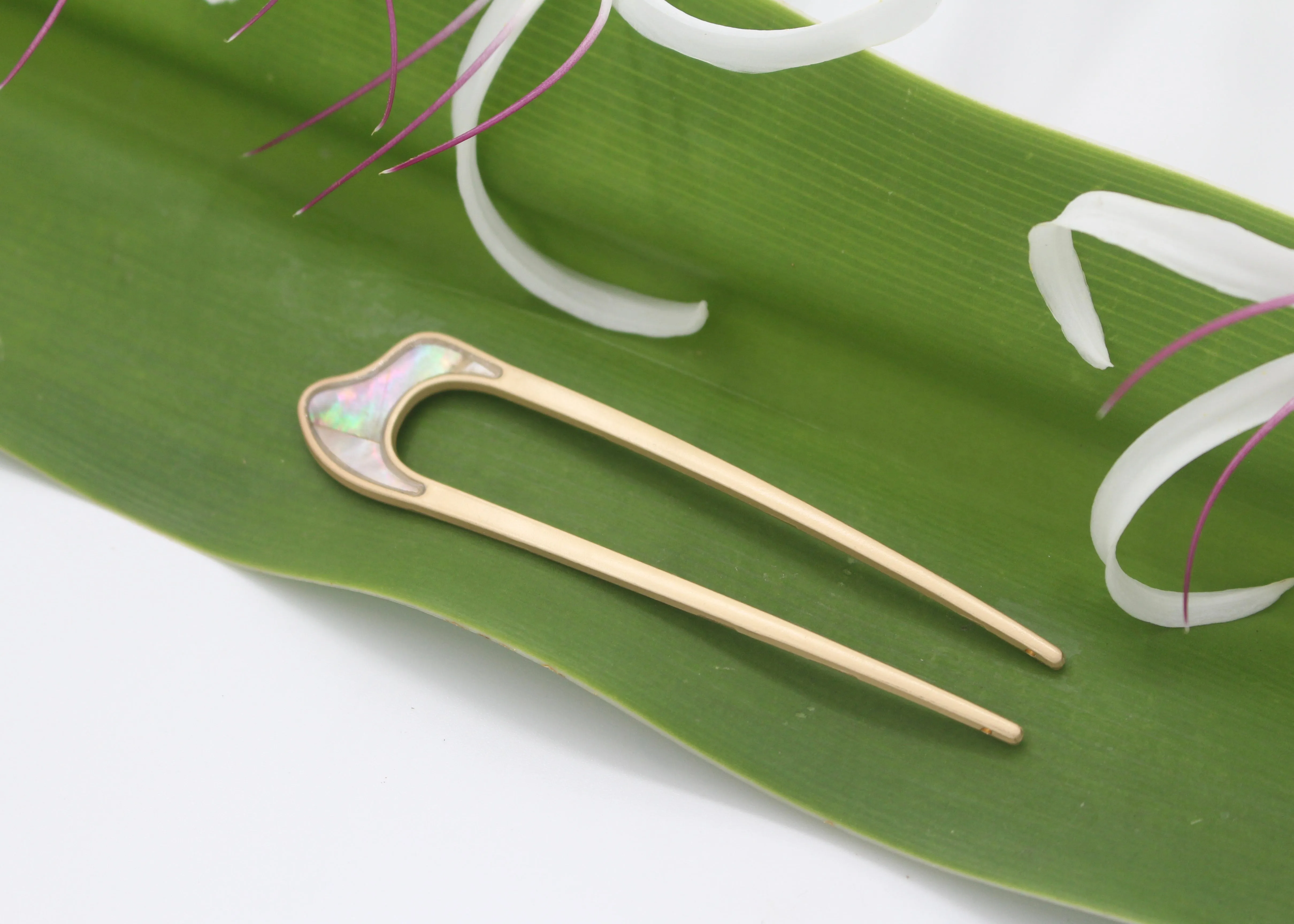 French Bun Pin