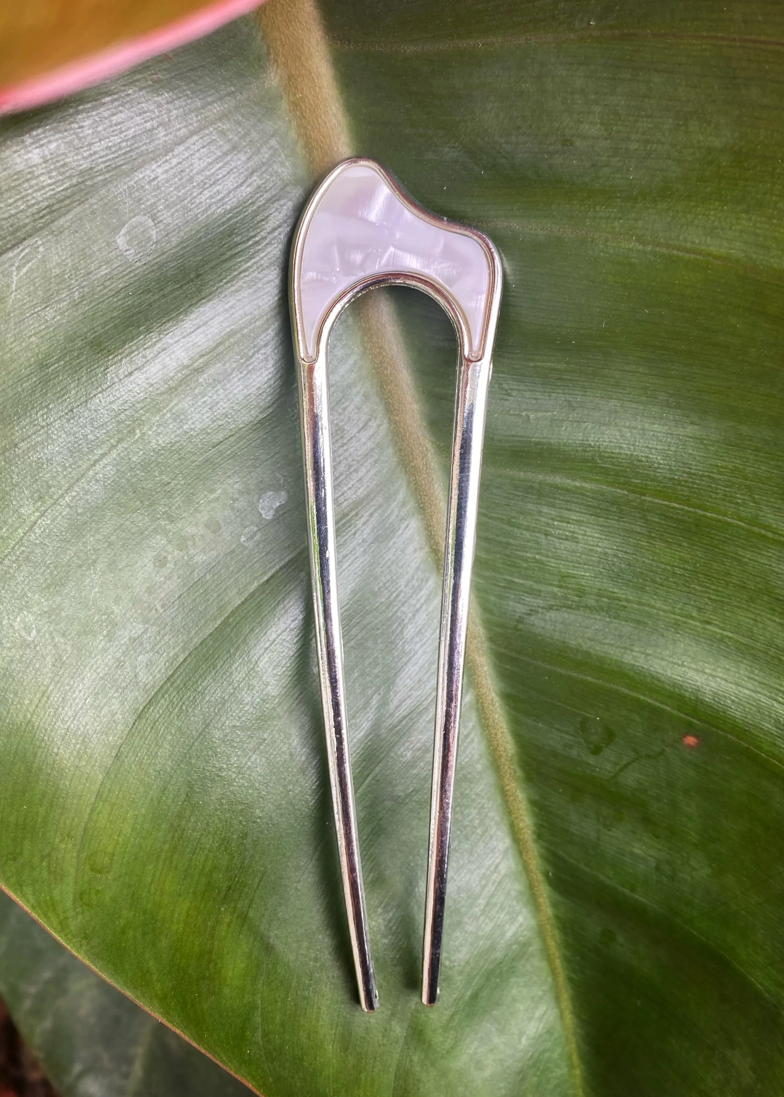 French Bun Pin