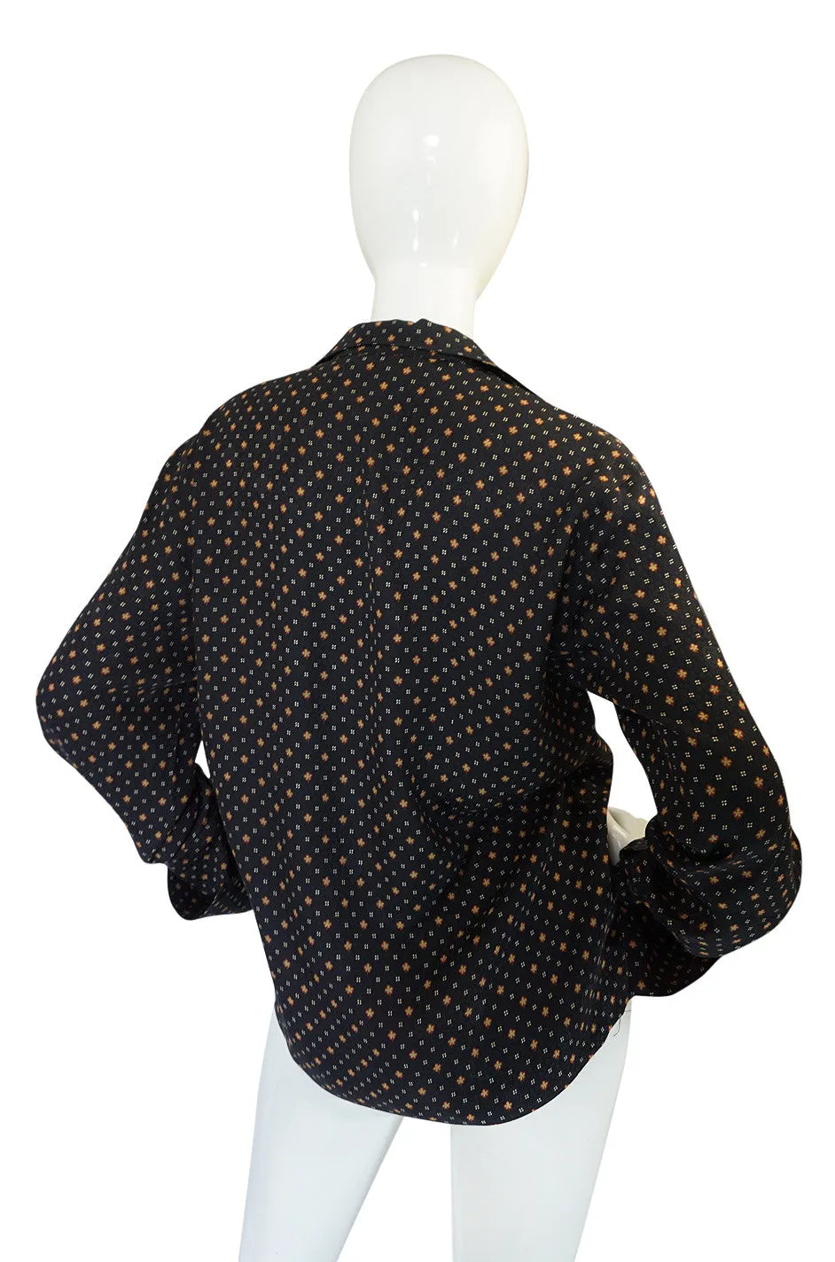 Gorgeous 1970s Print Chloe Black Silk Cuffed Top