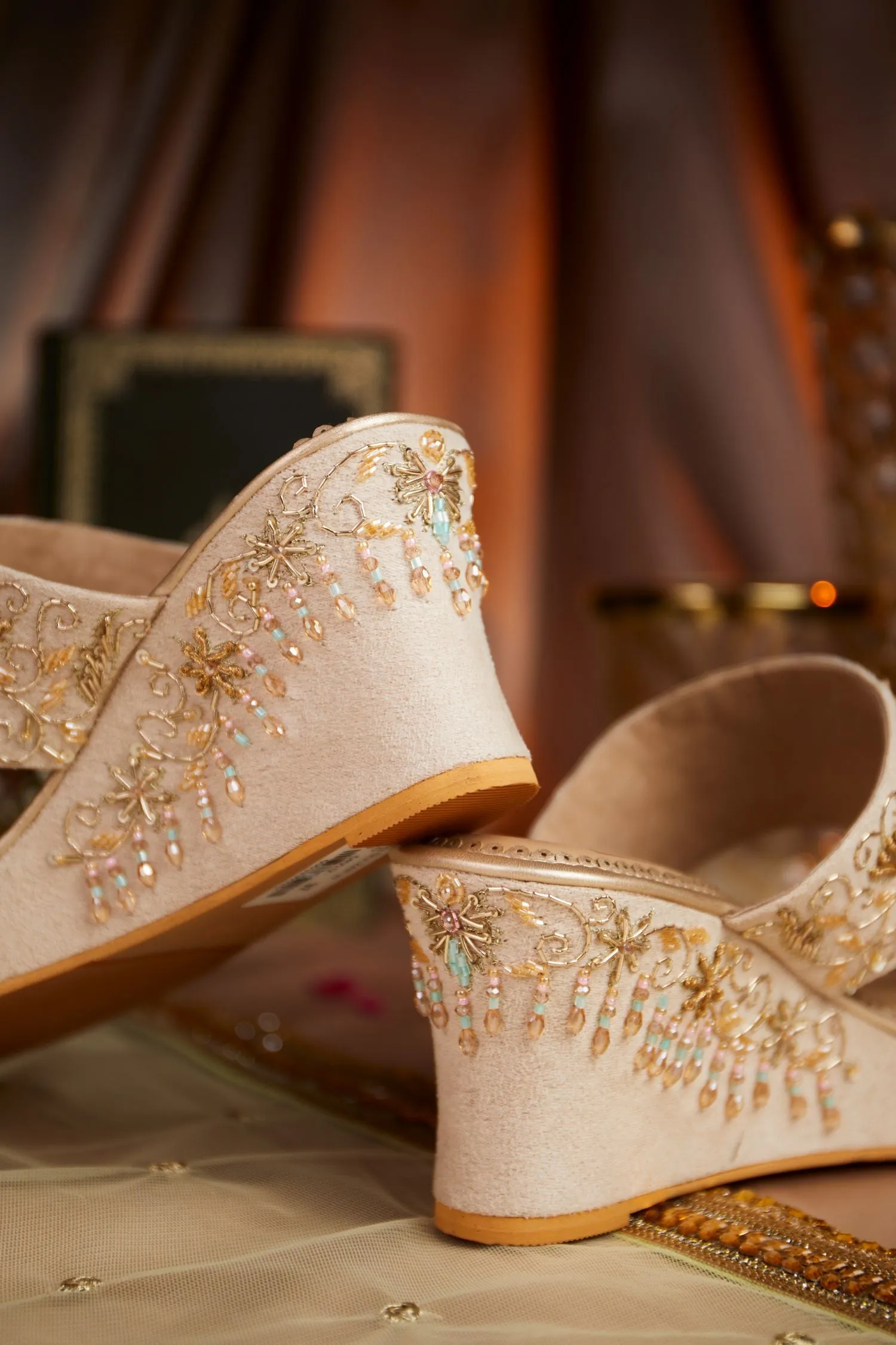 Gulzaar Wedges