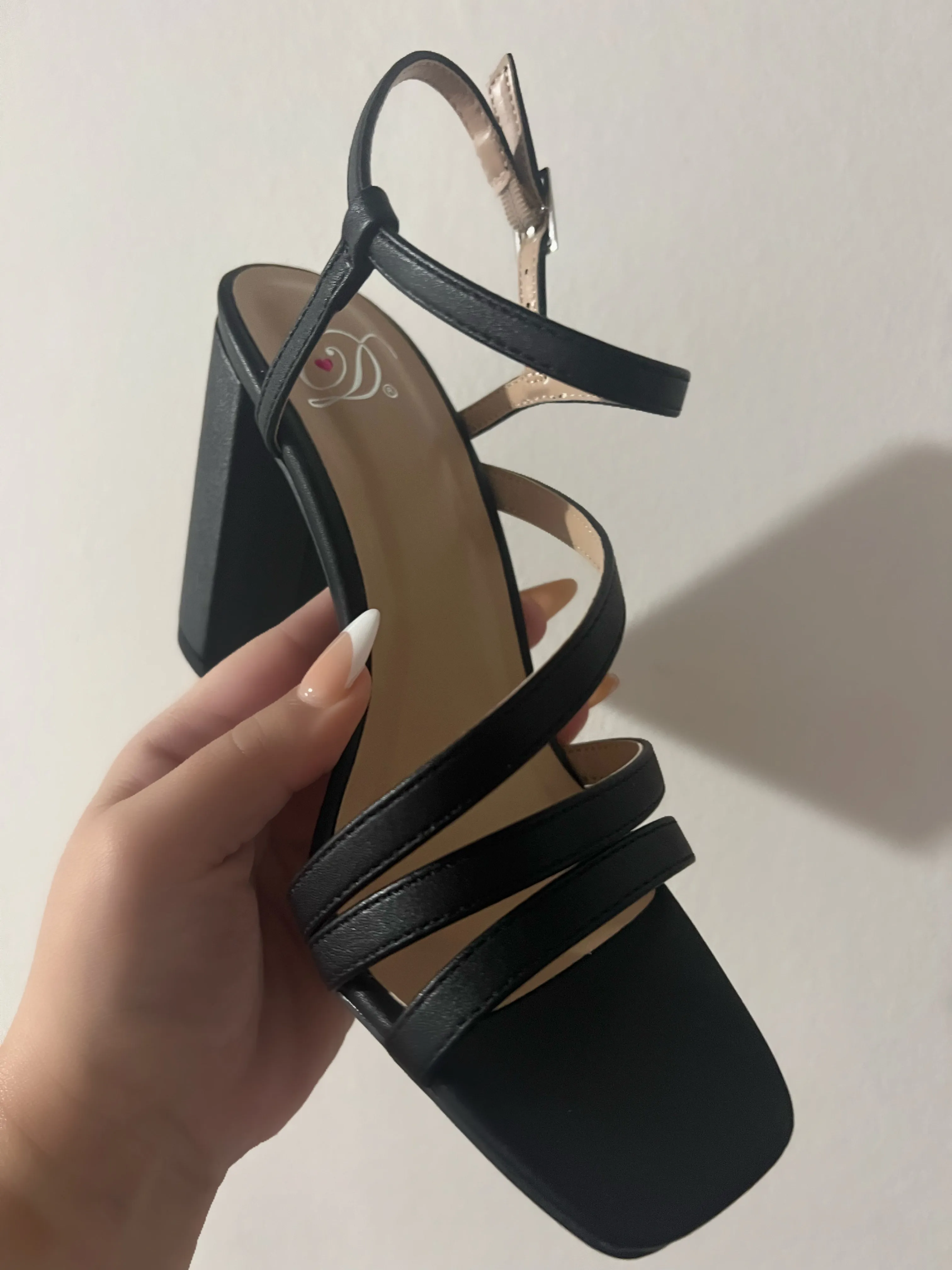 Jane Chunky Heel- Black