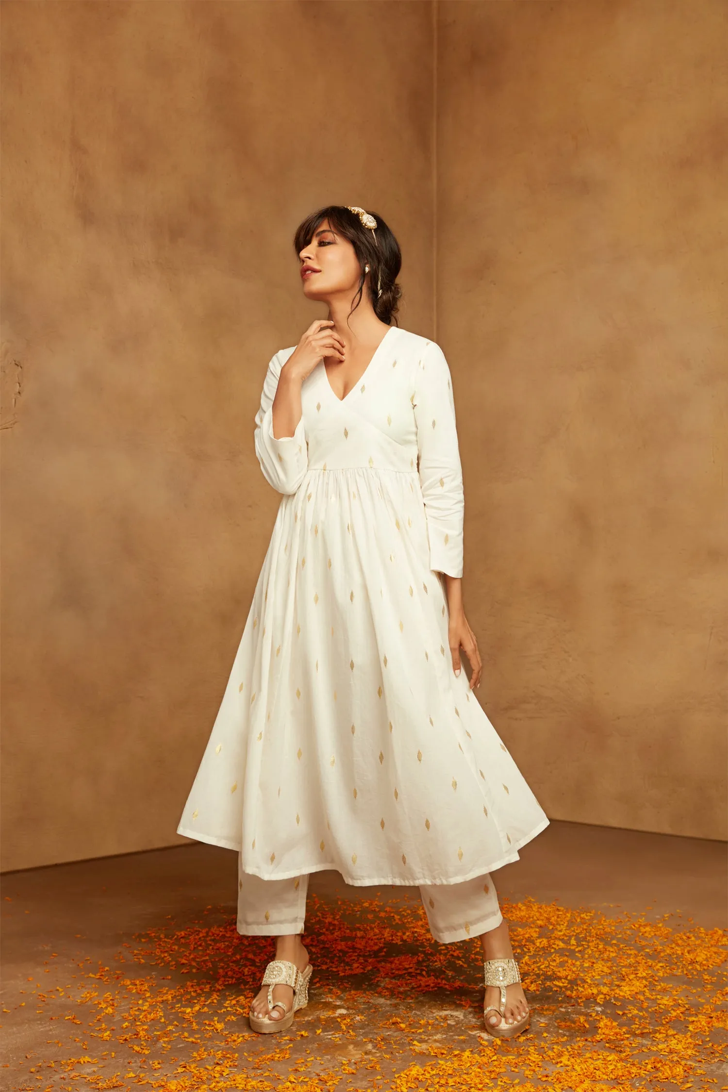 Jharokha Wedges