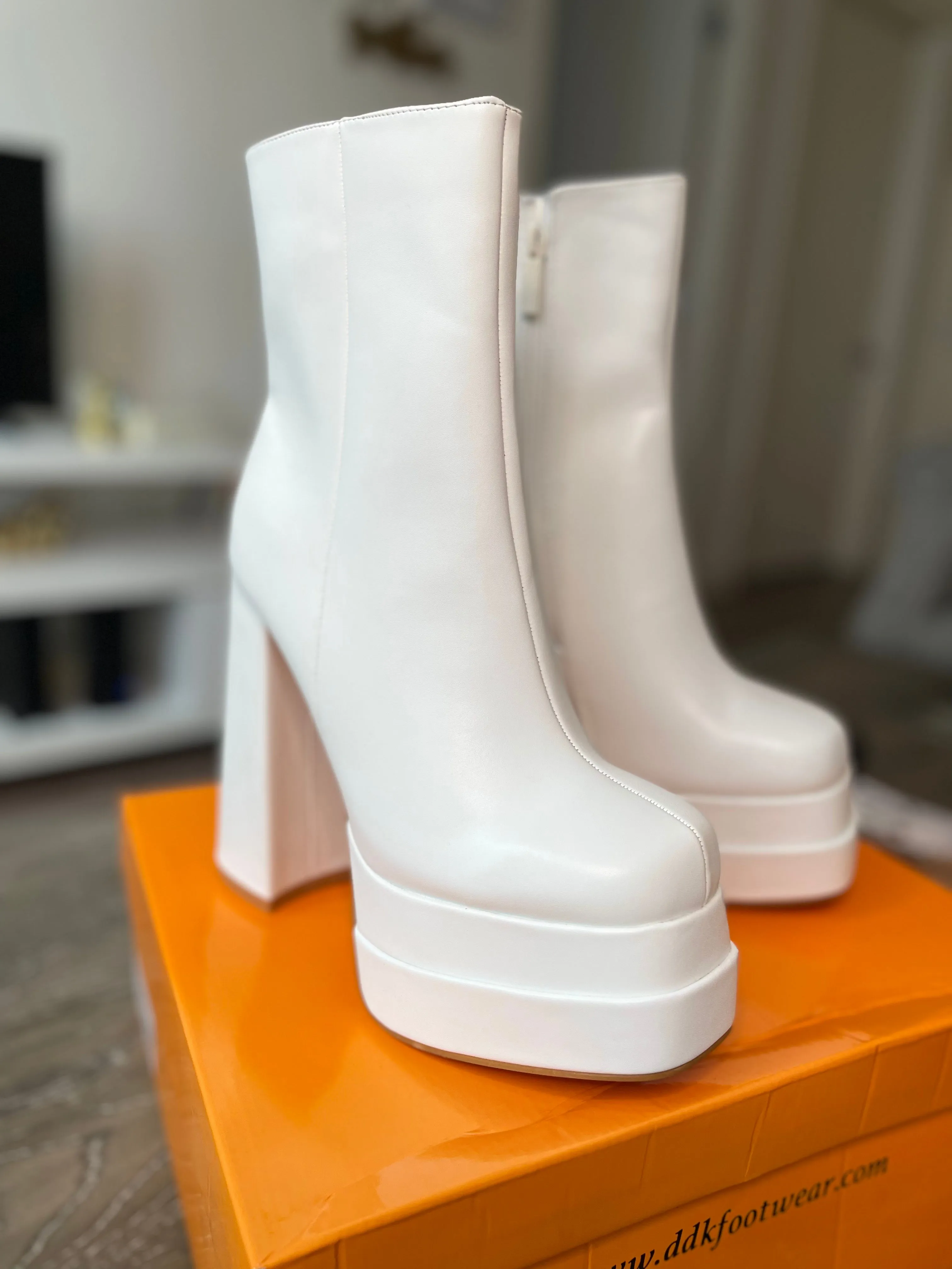Jojo Platform heel boots