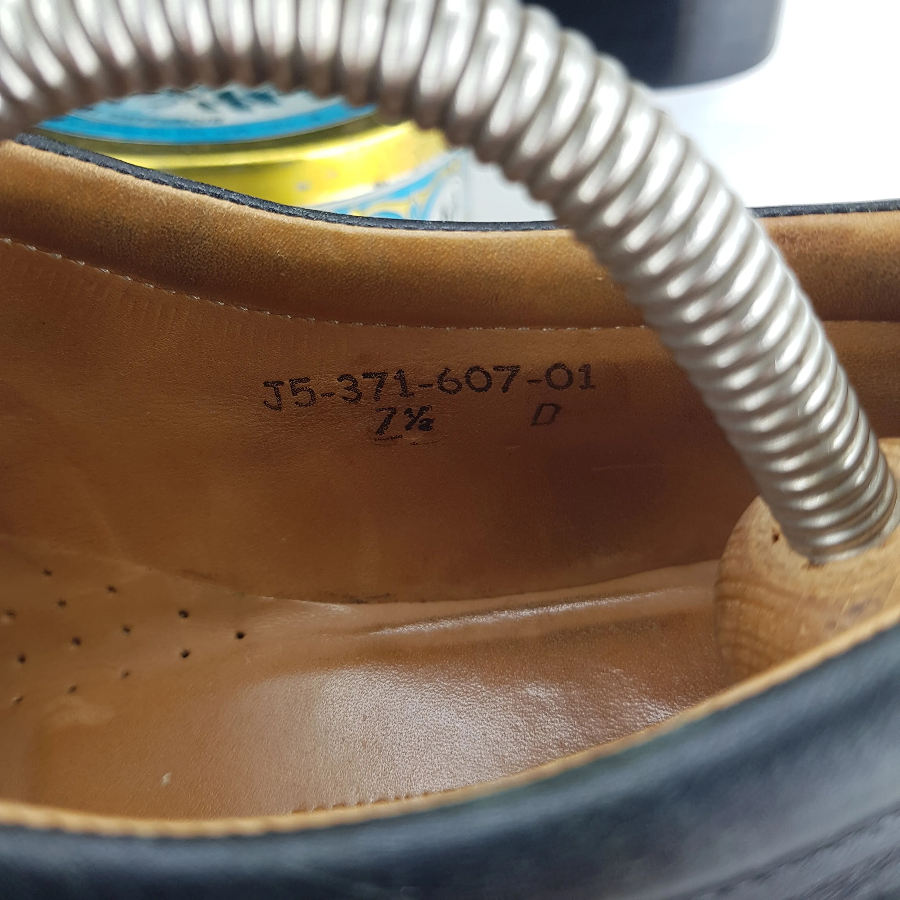 Lace-up shoe