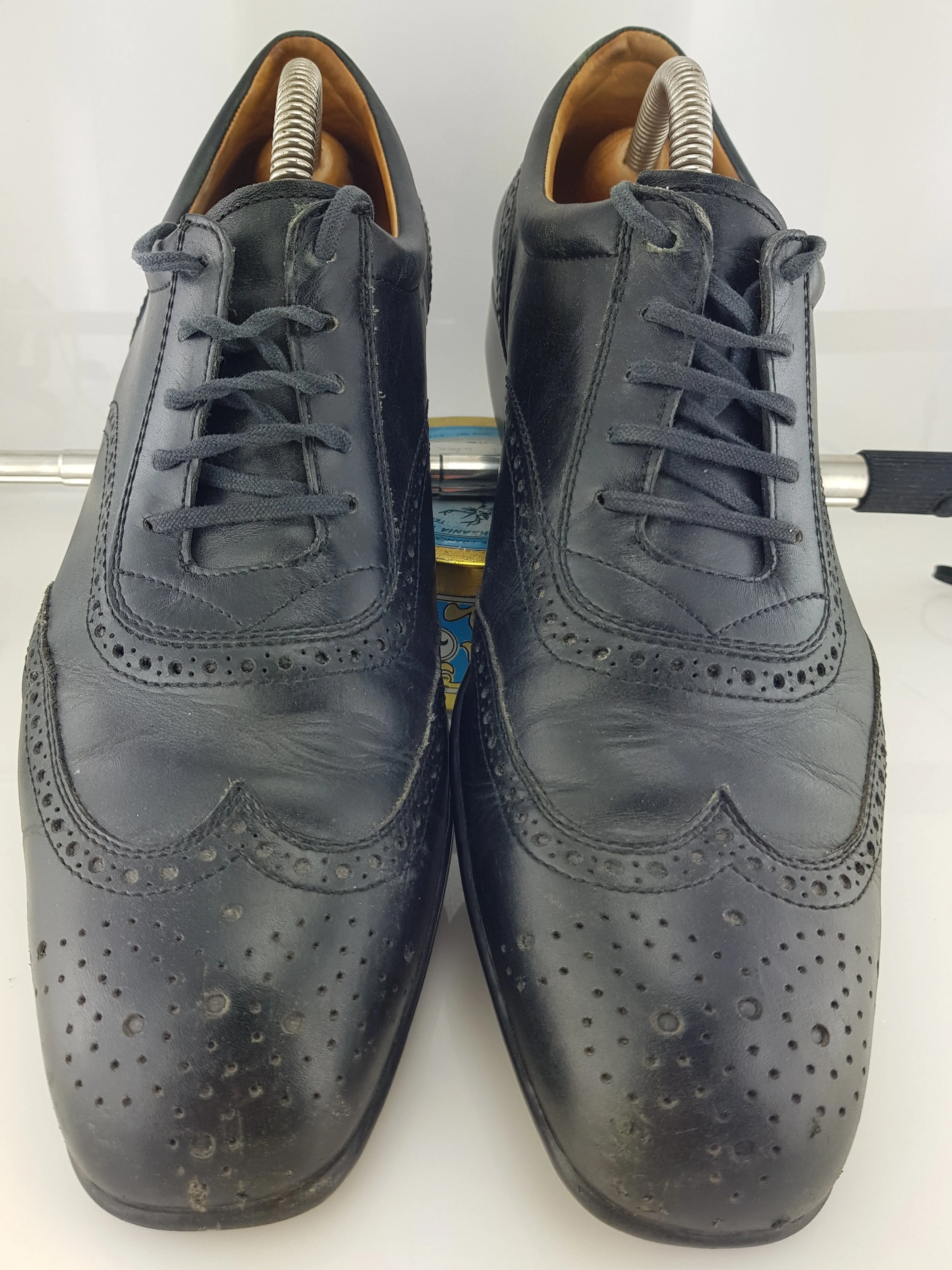 Lace-up shoe