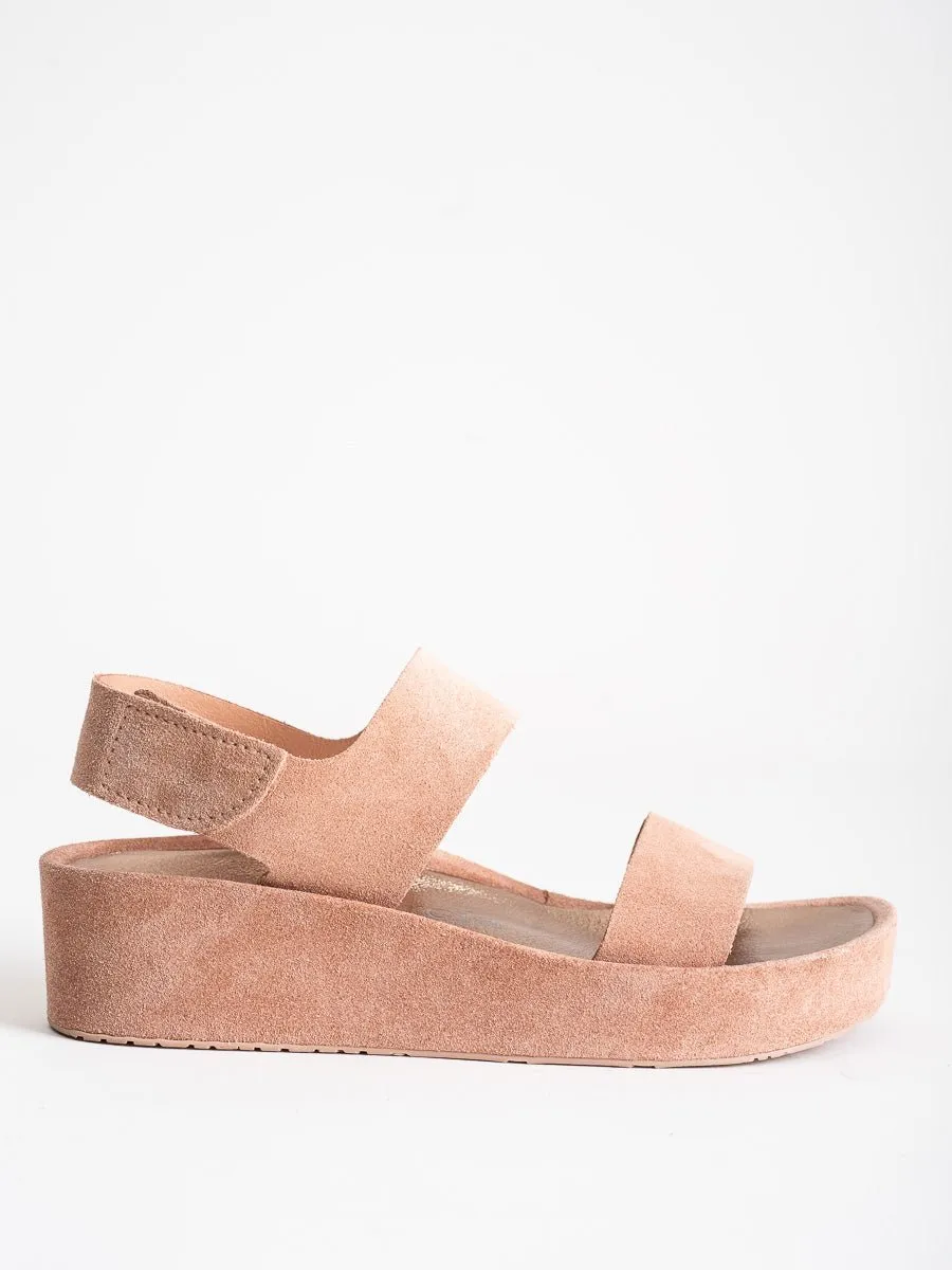 lacey wedge - macaron