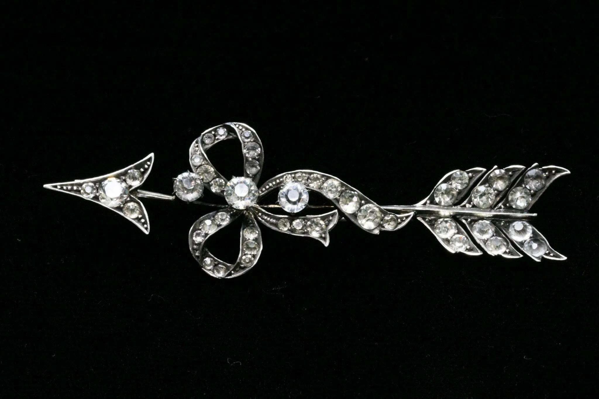 Late Victorian Paste Arrow Pin