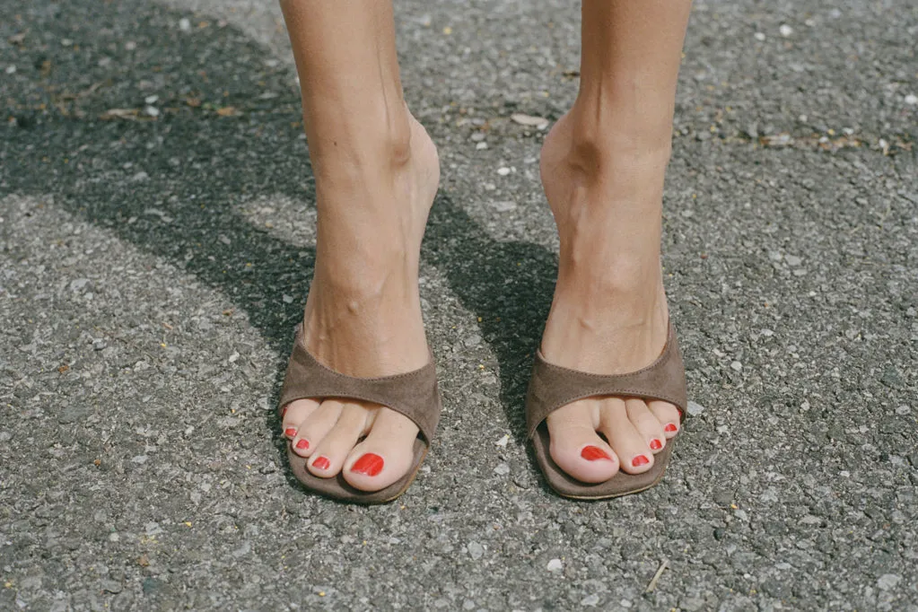 LIDO WEDGE, MOLTEN SUEDE