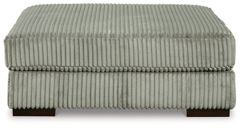 Lindyn 2-Piece Sectional with Ottoman