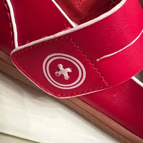 Livie &amp; Luca Cherry red leather Mary Jane red with white accent size 1 girls