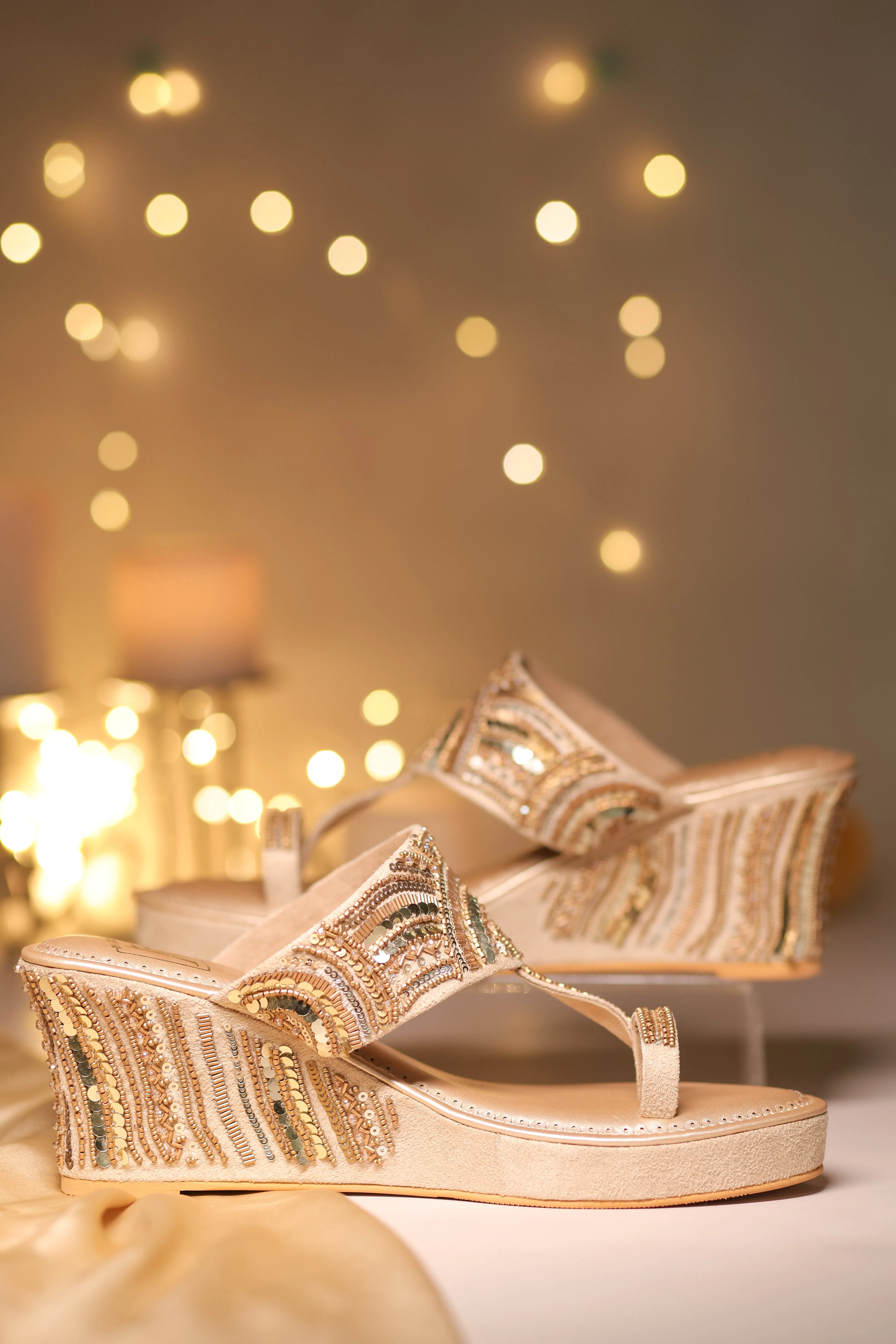 Maya Wedges