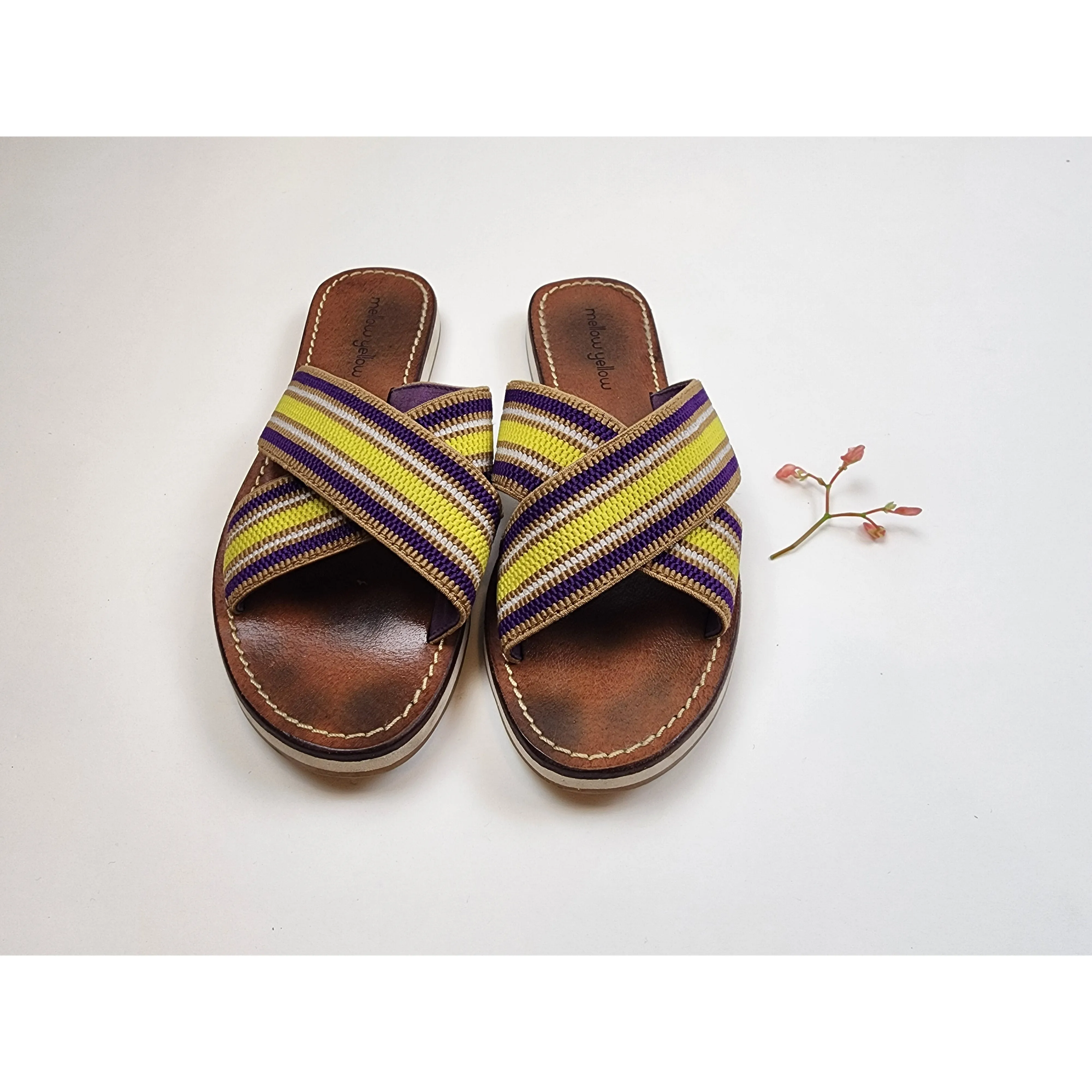 Mellow Yellow criss cross slide on flats size 38
