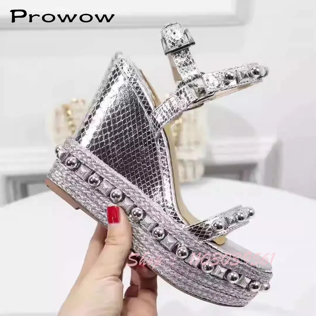 Metallic Fisherman Platform Sandals