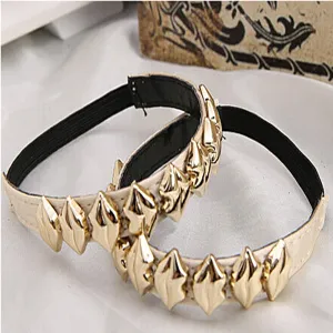 Metallic Lips Charm Shoes Band