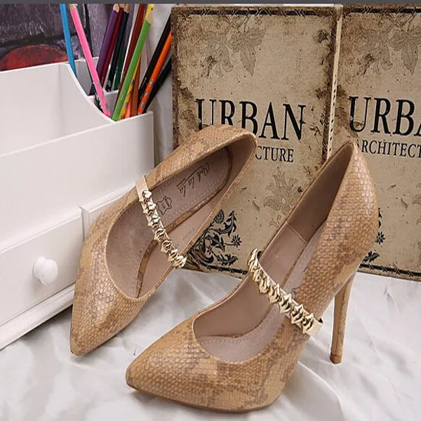 Metallic Lips Charm Shoes Band