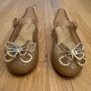 Mini Melissa kid’s sweet love Mary Jane flat w/ adjustable Velcro strap. Size 11