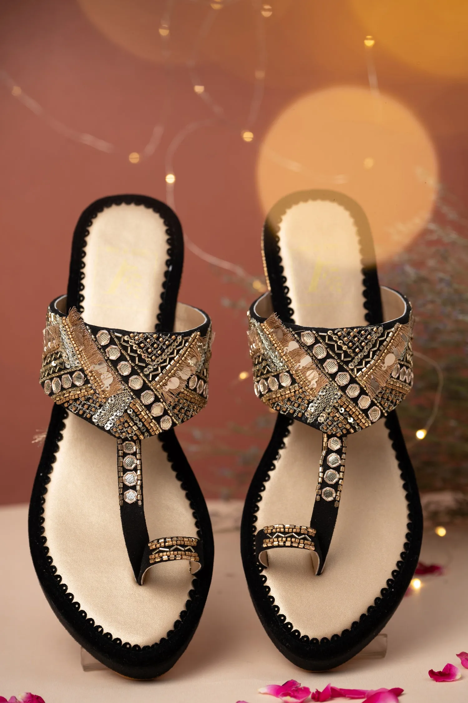 Nazm Black Wedges
