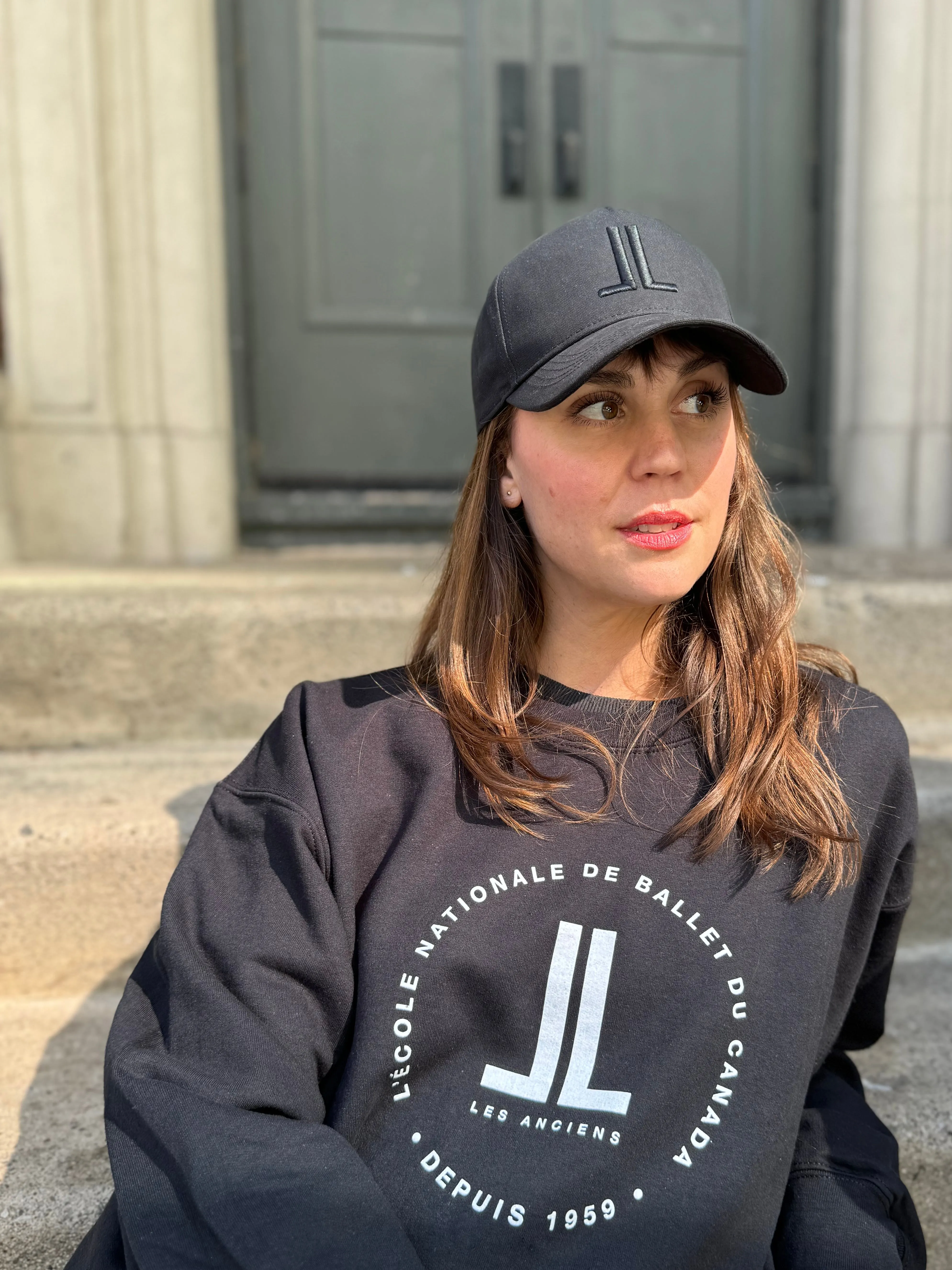 NBS Alumni Turnout Crewneck French