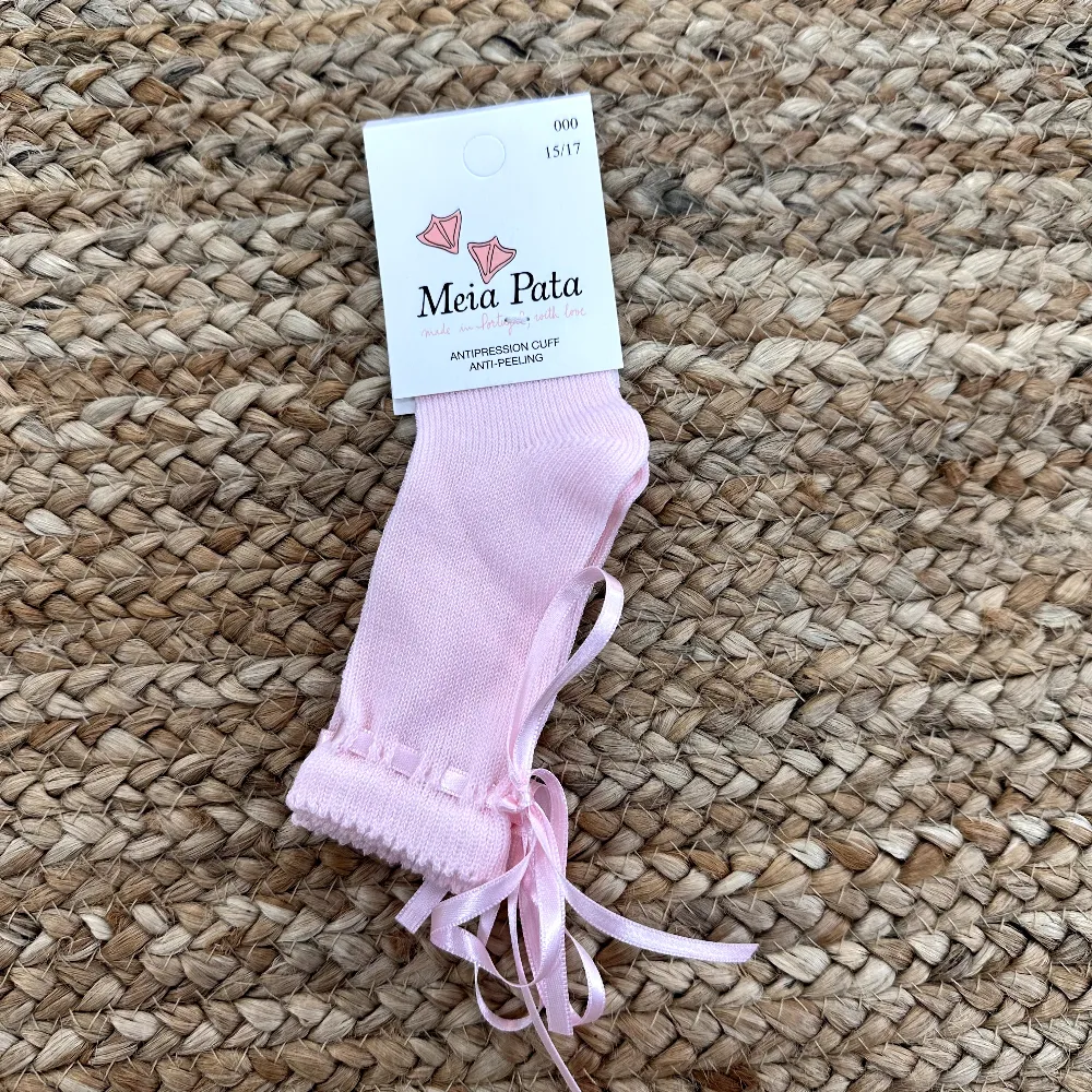 New In Meia Pata Girls Pink Satin Tie Knee Socks
