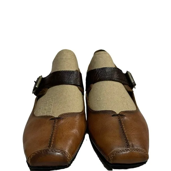 NWOB Pikolinos Brown Leather Gandia Mary Jane/Brandy Shoe