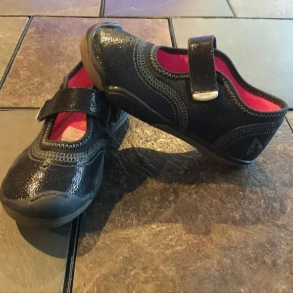 Plae Emme (Mary Jane) in Black Sparkle, Size 10 Toddler- NEW!
