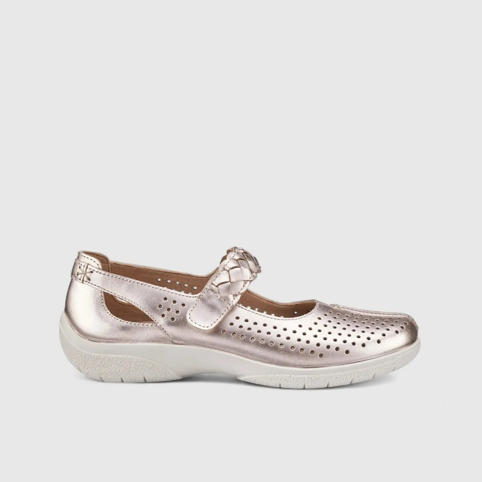 Quake Comfort Shoe Soft Gold