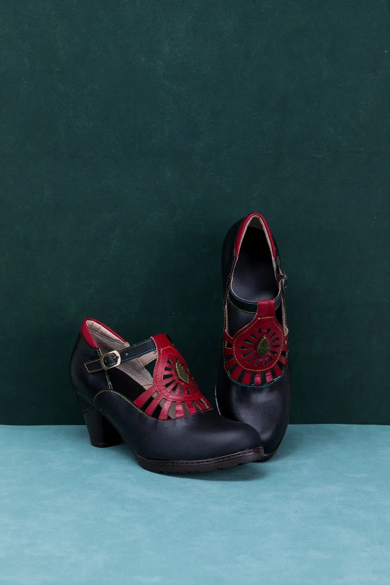 Radiant Cutout Leather Pump - Black
