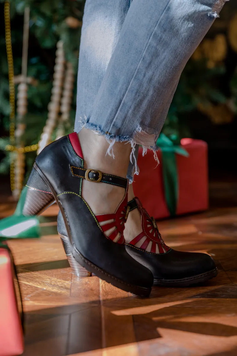 Radiant Cutout Leather Pump - Black