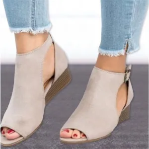 Roman Wedge Heel Sandals