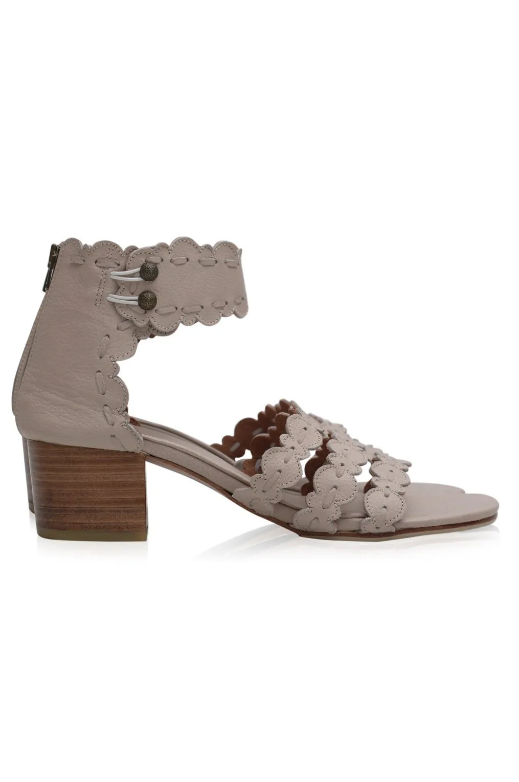 Seaside Leather Sandals (Sz. 6)