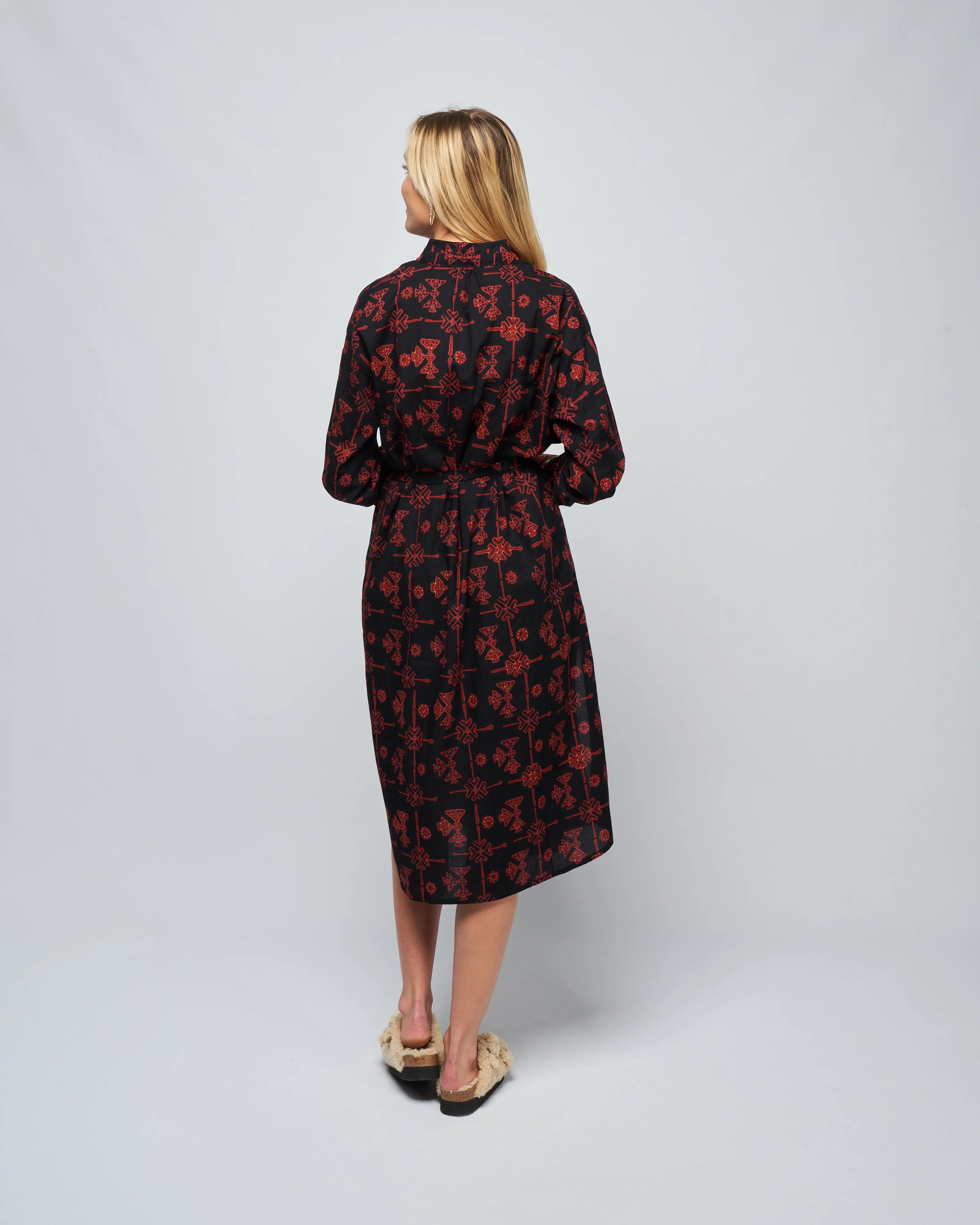 shawna lamu dress - black lamu
