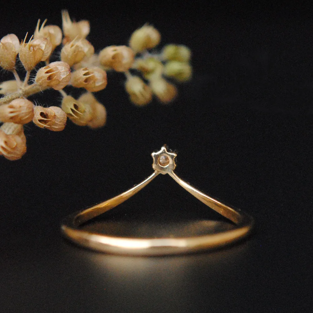 Single Diamond V Chevron Ring