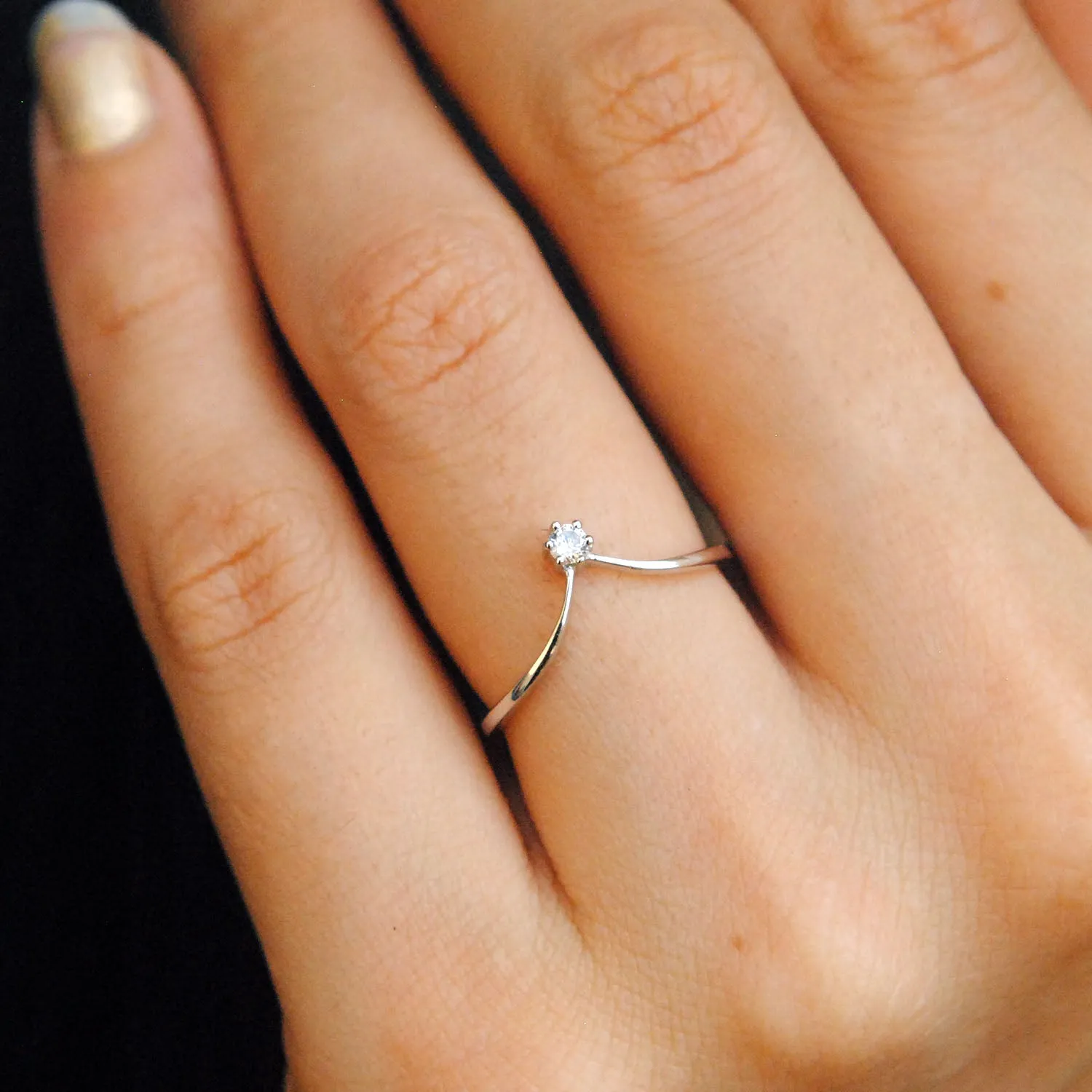 Single Diamond V Chevron Ring