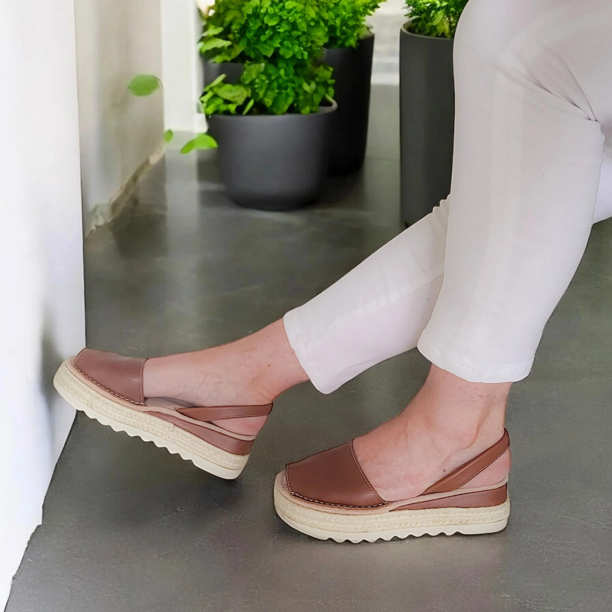 Toni Tan Avarca Platform Wedge
