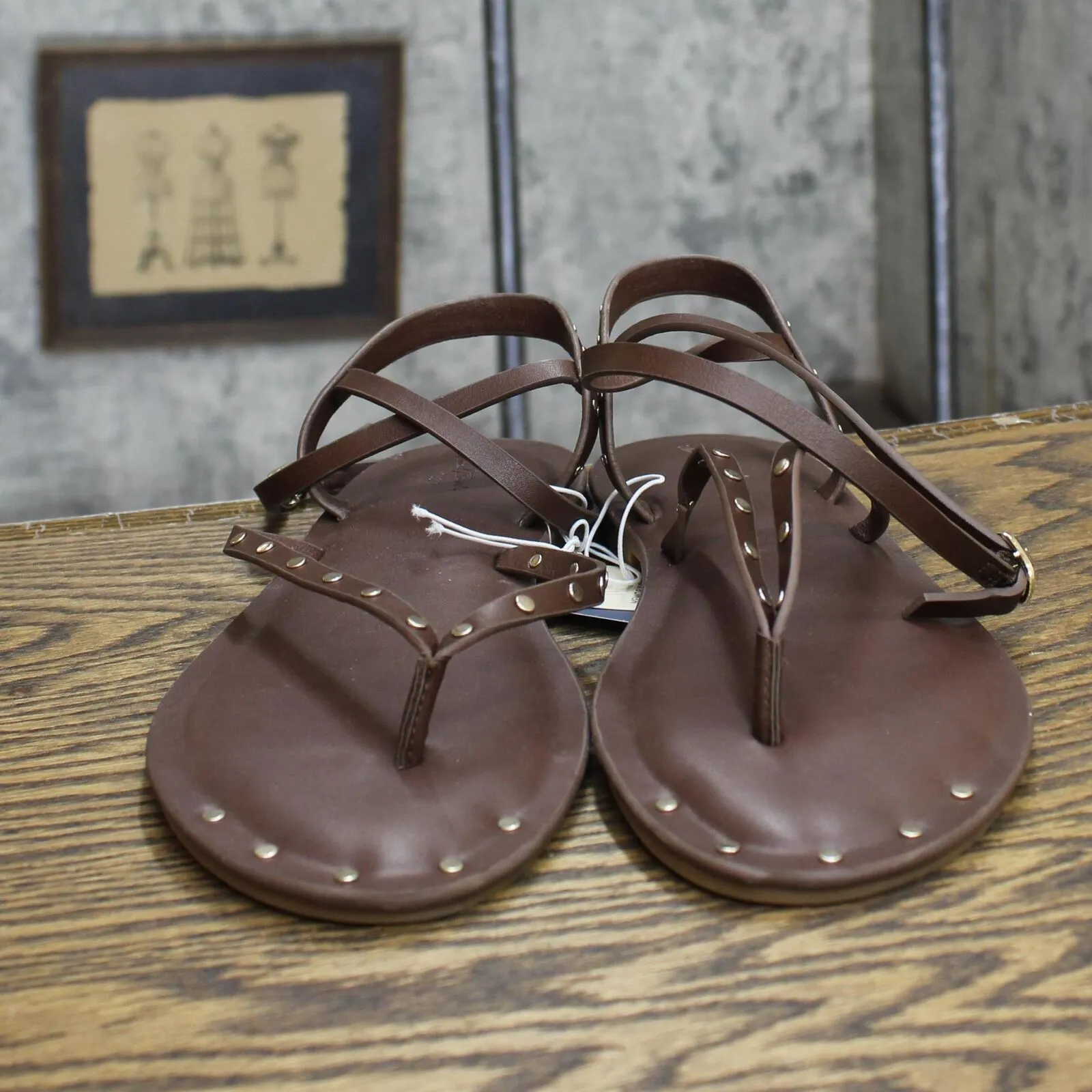Universal Thread Womens Nikki Studded Thong Sandals 89998544 Brown 9M