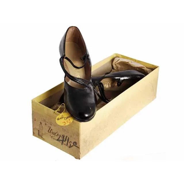 VINTAGE Patent Leather Shoes Mary Jane Button 1920s Walk Over NIB EU 36 US 6