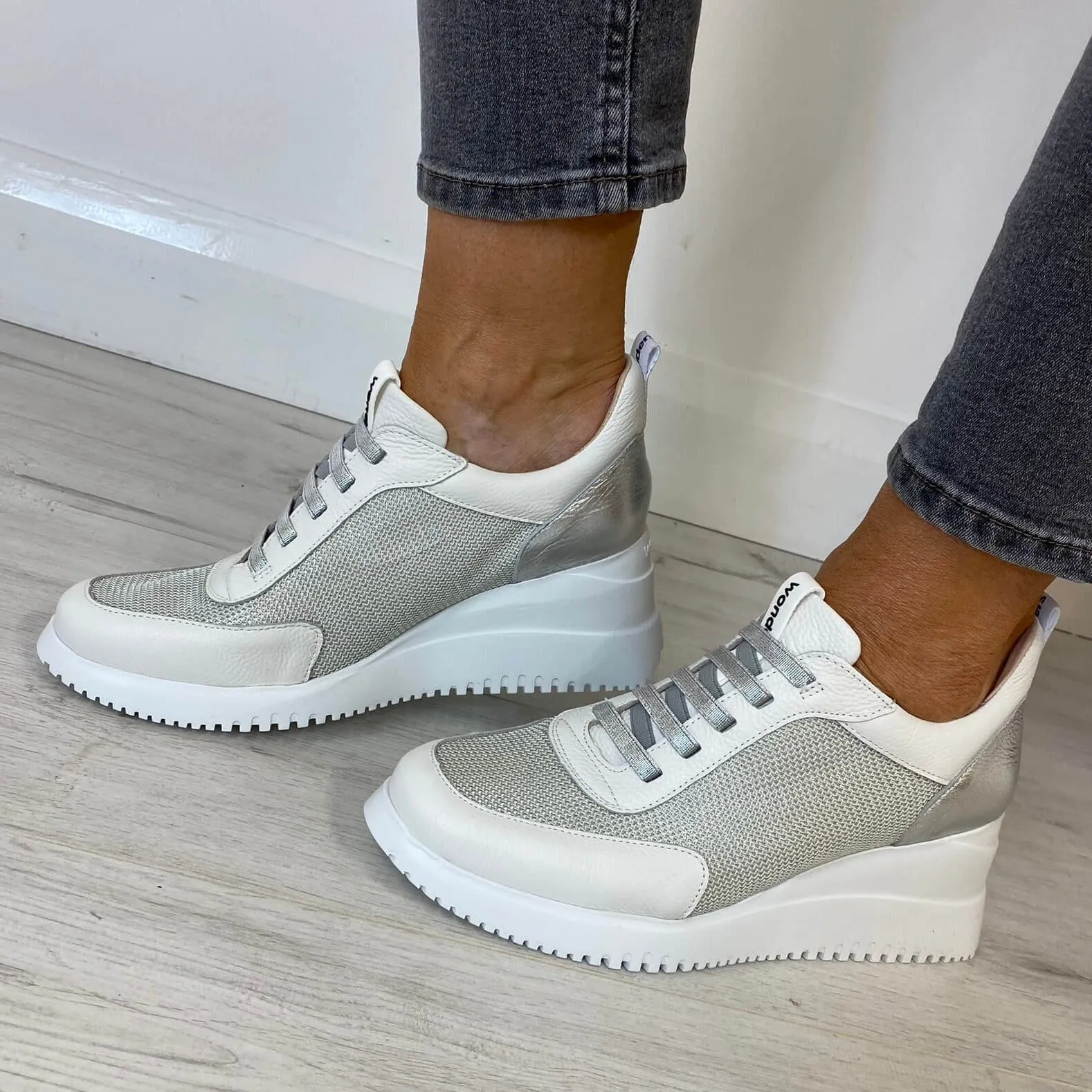 Wonders White Leather Wedge Sole Sneakers